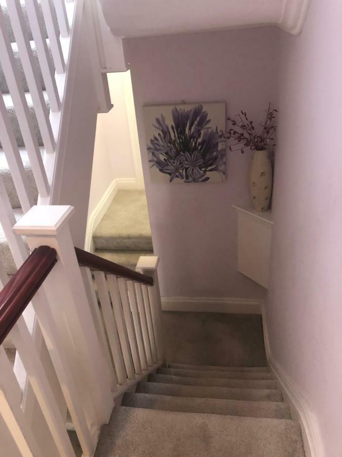 Cheapsleepz 49 Moscow Drive Otel Liverpool Dış mekan fotoğraf