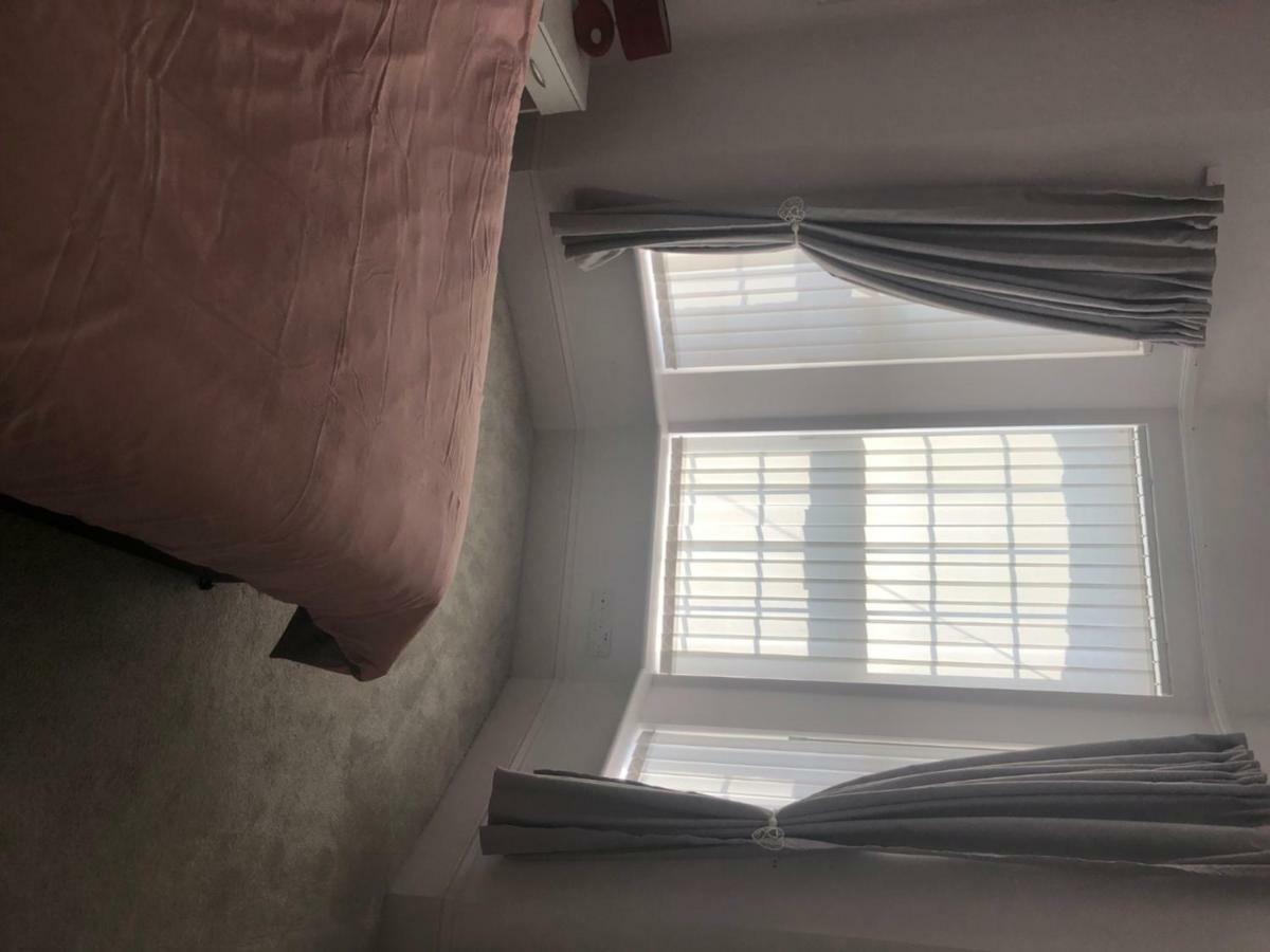Cheapsleepz 49 Moscow Drive Otel Liverpool Dış mekan fotoğraf
