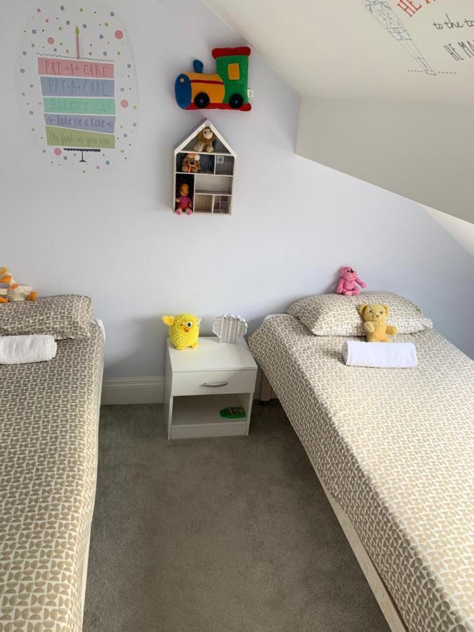 Cheapsleepz 49 Moscow Drive Otel Liverpool Dış mekan fotoğraf